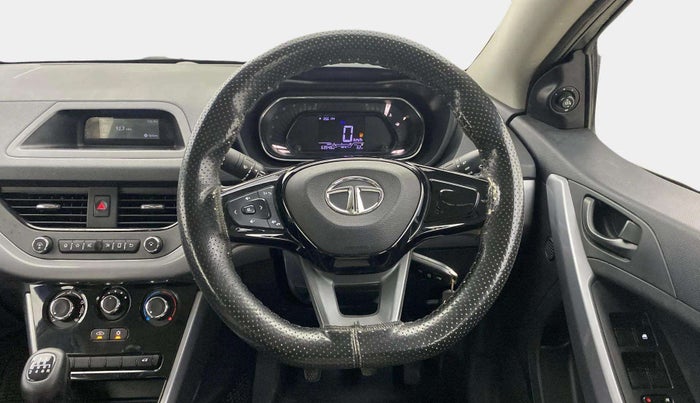 2021 Tata NEXON XM SUNROOF DIESEL, Diesel, Manual, 63,546 km, Steering Wheel Close Up
