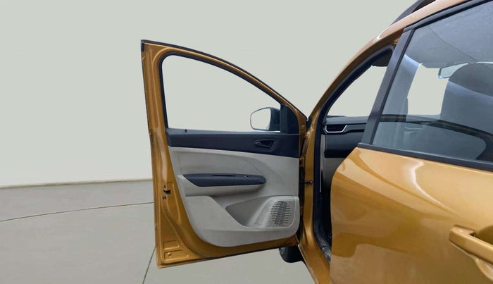 2023 Renault TRIBER RXT, Petrol, Manual, 14,765 km, LHS Front Door
