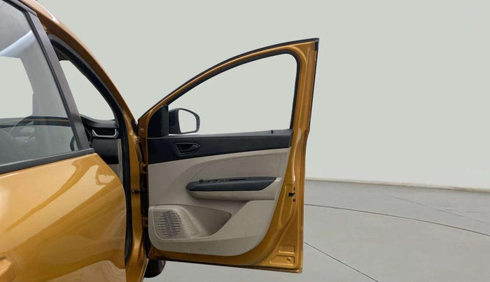 2023 Renault TRIBER RXT, Petrol, Manual, 14,765 km, RHS Front Door