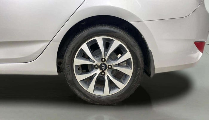 2015 Hyundai Verna 1.6 VTVT SX, Petrol, Manual, 92,378 km, Left Rear Wheel