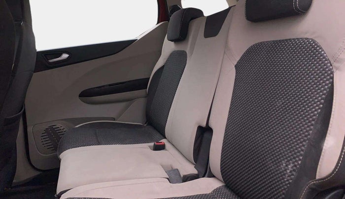 2019 Renault TRIBER RXZ, Petrol, Manual, 28,221 km, Right Side Rear Door Cabin