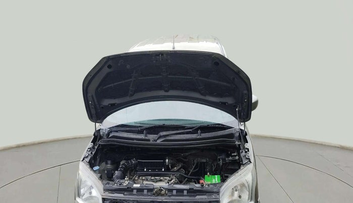 2019 Maruti New Wagon-R VXI 1.0 AMT, Petrol, Automatic, 82,206 km, Open Bonet