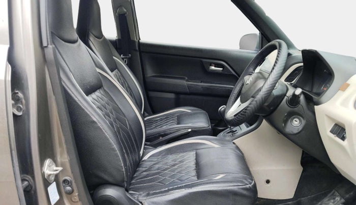 2019 Maruti New Wagon-R VXI 1.0 AMT, Petrol, Automatic, 82,206 km, Right Side Front Door Cabin