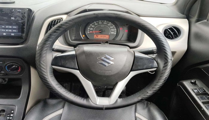 2019 Maruti New Wagon-R VXI 1.0 AMT, Petrol, Automatic, 82,206 km, Steering Wheel Close Up