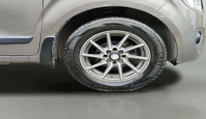 2019 Maruti New Wagon-R VXI 1.0 AMT, Petrol, Automatic, 82,206 km, Right Front Wheel