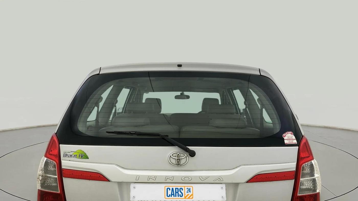 2014 Toyota Innova 2.5 GX 8 STR, Diesel, Manual, 50,727 km, Rear Windshield
