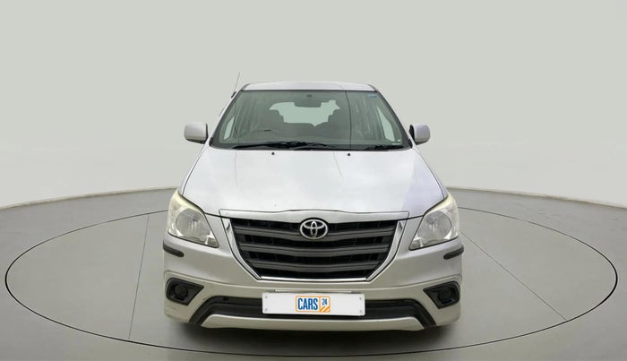 2014 Toyota Innova 2.5 GX 8 STR, Diesel, Manual, 50,727 km, Front