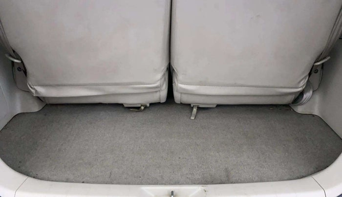 2014 Toyota Innova 2.5 GX 8 STR, Diesel, Manual, 50,727 km, Boot Open Zoomed View