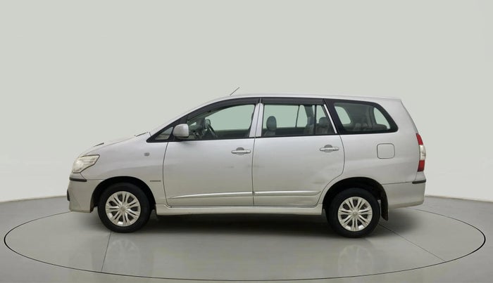 2014 Toyota Innova 2.5 GX 8 STR, Diesel, Manual, 50,727 km, Left Side