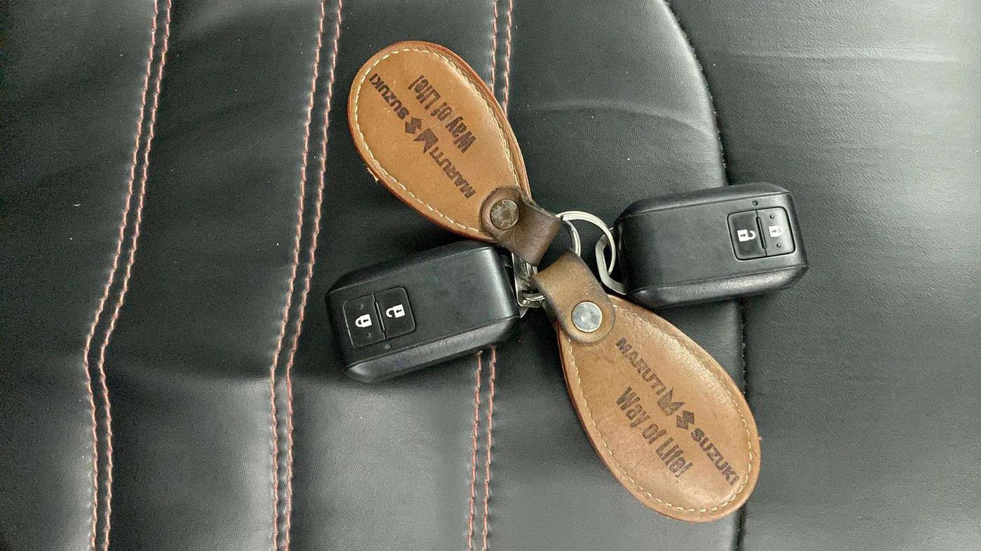 2023 Maruti Grand Vitara SIGMA SMART HYBRID, Petrol, Manual, 43,018 km, Key Close Up
