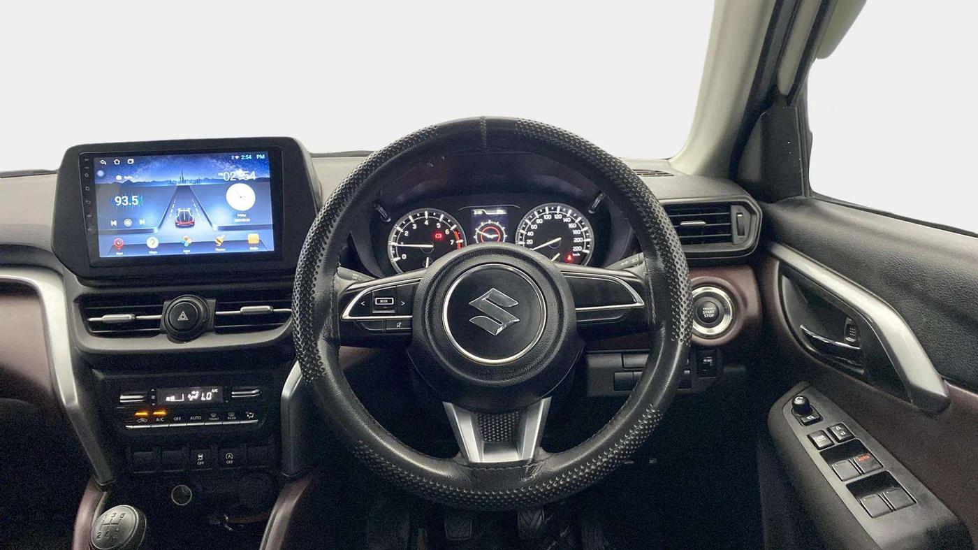 2023 Maruti Grand Vitara SIGMA SMART HYBRID, Petrol, Manual, 43,018 km, Steering Wheel Close Up