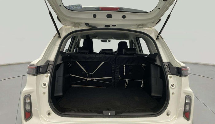 2023 Maruti Grand Vitara SIGMA SMART HYBRID, Petrol, Manual, 43,018 km, Boot Inside