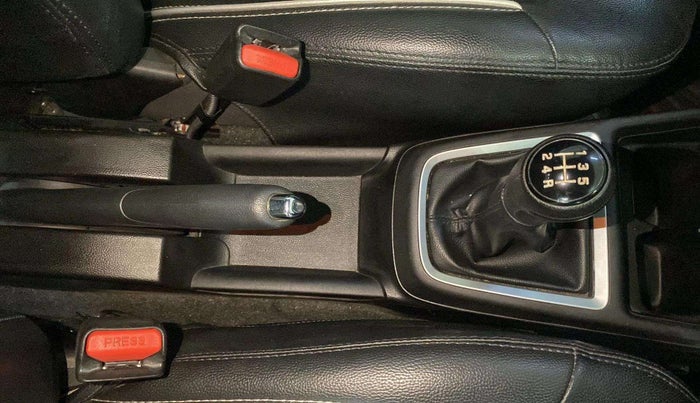 2021 Maruti Swift VXI, Petrol, Manual, 48,212 km, Gear Lever
