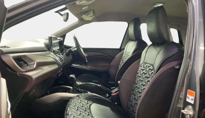 2024 Toyota Urban Cruiser Taisor V 1.0 Petrol AT, Petrol, Automatic, 7,163 km, Right Side Front Door Cabin