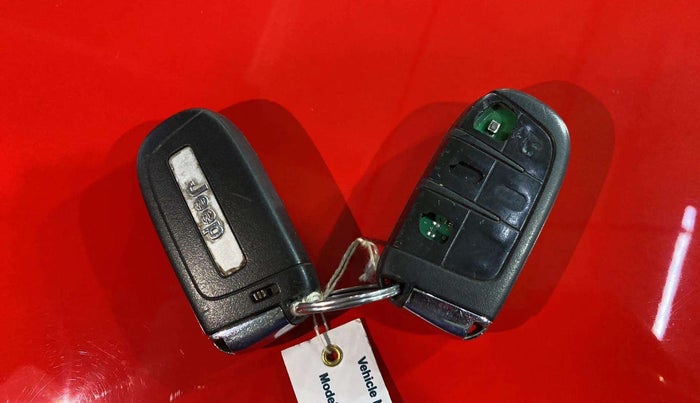 2019 Jeep Compass LIMITED PLUS PETROL AT, Petrol, Automatic, 73,048 km, Key Close Up