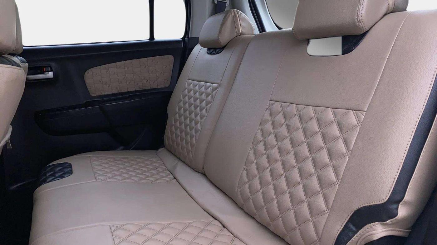 2017 Maruti Wagon R 1.0 VXI AMT, Petrol, Automatic, 56,807 km, Right Side Rear Door Cabin