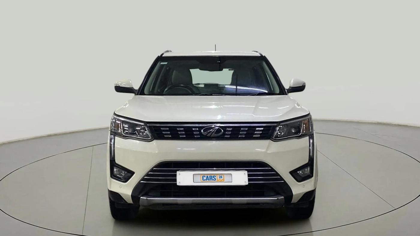 2019 Mahindra XUV300 W8 (O) 1.5 DIESEL AMT, Diesel, Automatic, 64,183 km, Front