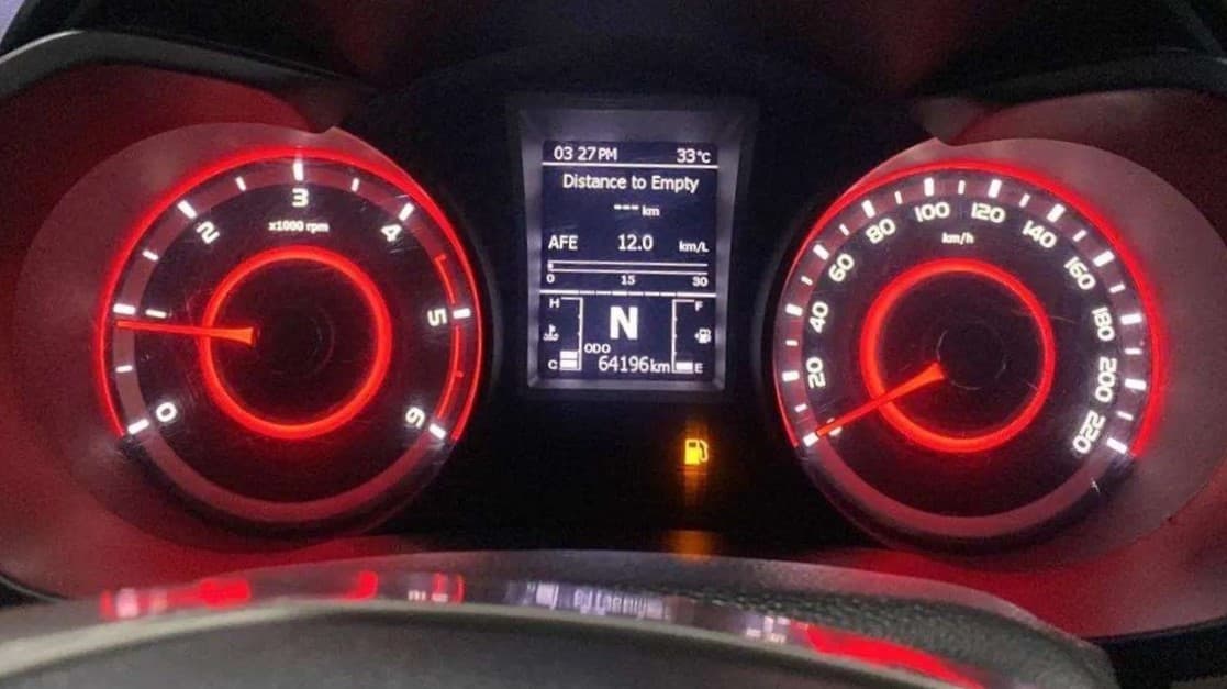 2019 Mahindra XUV300 W8 (O) 1.5 DIESEL AMT, Diesel, Automatic, 64,183 km, Odometer Image