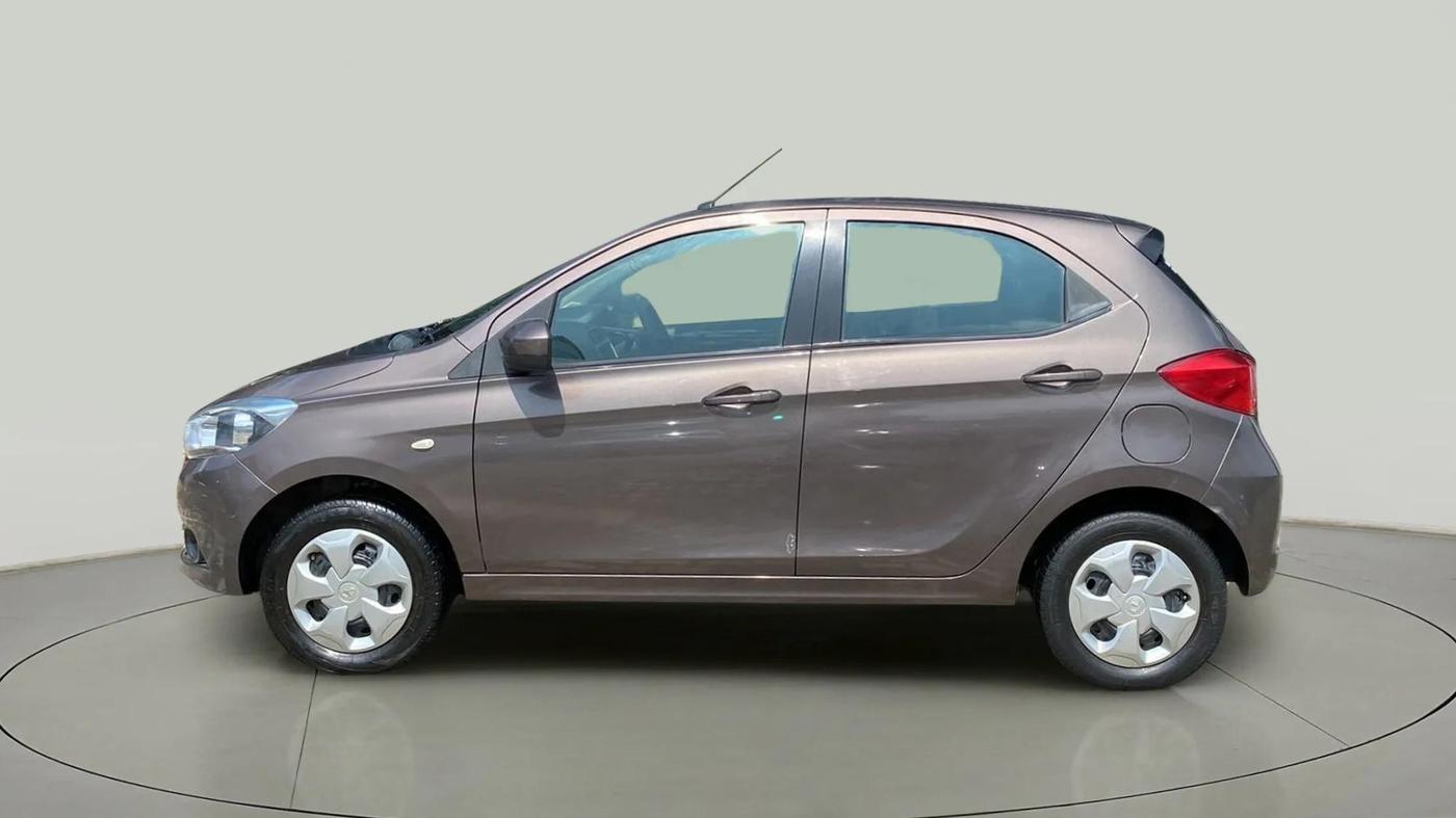 2016 Tata Tiago XT PETROL, Petrol, Manual, 76,230 km, Left Side