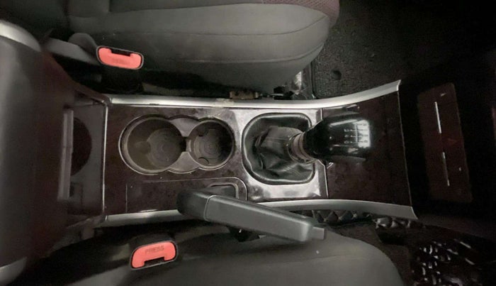 2014 Mahindra XUV500 W6, Diesel, Manual, 89,666 km, Gear Lever