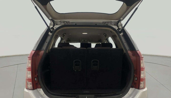 2014 Mahindra XUV500 W6, Diesel, Manual, 89,666 km, Boot Open Zoomed View