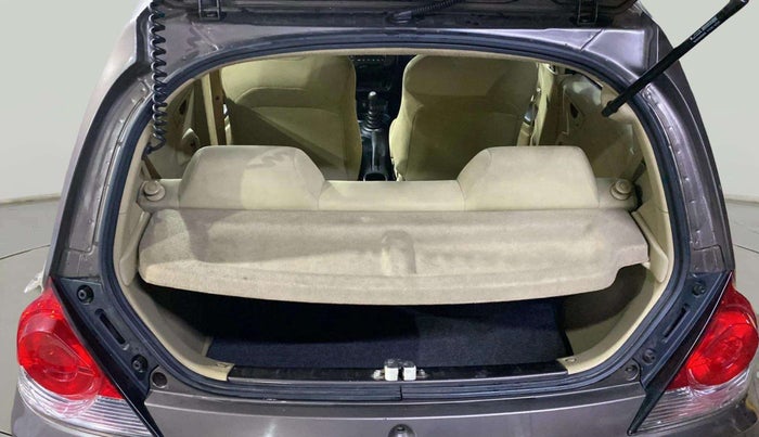 2017 Honda Brio S MT, Petrol, Manual, 27,404 km, Boot Inside