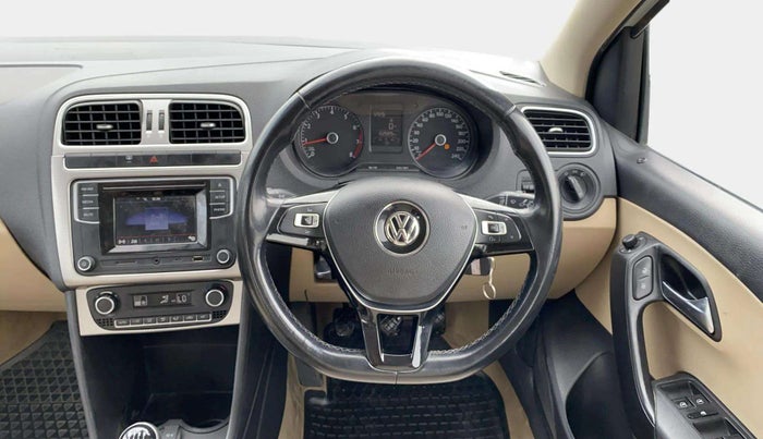 2016 Volkswagen Ameo HIGHLINE1.2L, Petrol, Manual, 1,02,682 km, Steering Wheel Close Up