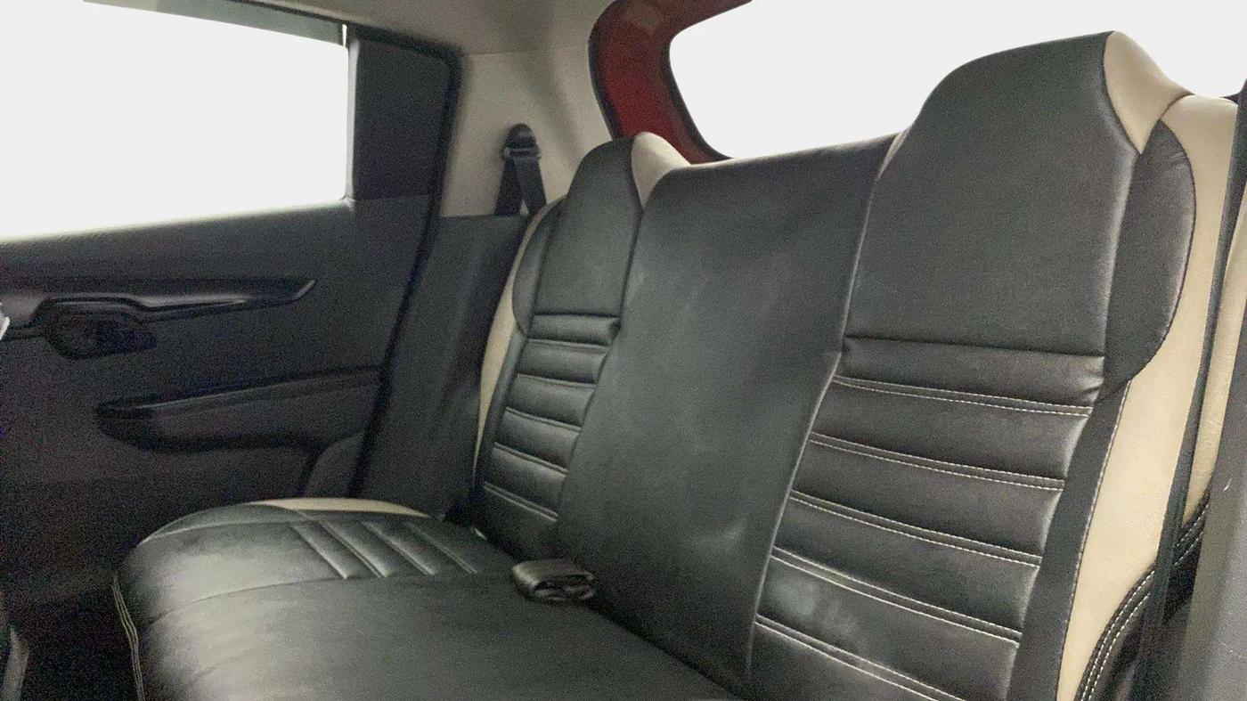 2018 Mahindra KUV 100 NXT K4+ P 6 STR, Petrol, Manual, 53,794 km, Right Side Rear Door Cabin