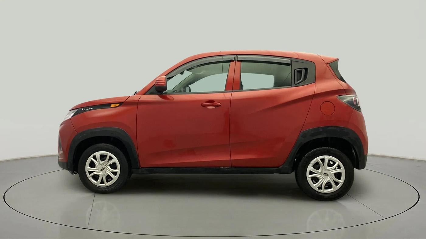 2018 Mahindra KUV 100 NXT K4+ P 6 STR, Petrol, Manual, 53,794 km, Left Side