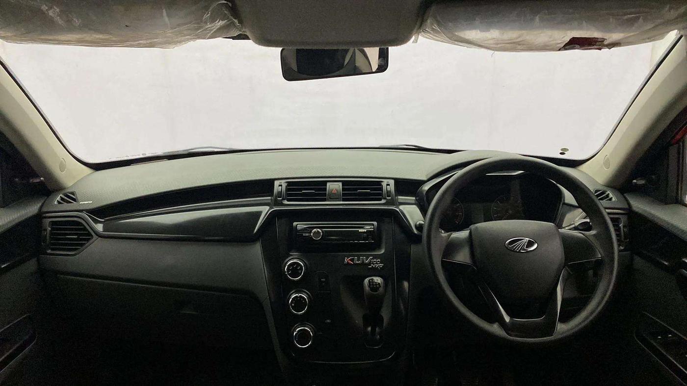 2018 Mahindra KUV 100 NXT K4+ P 6 STR, Petrol, Manual, 53,794 km, Dashboard