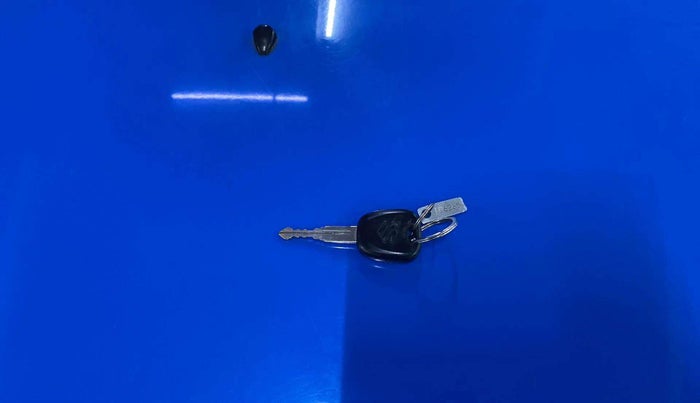 2020 Maruti S PRESSO VXI PLUS AMT, Petrol, Automatic, 56,212 km, Key Close Up