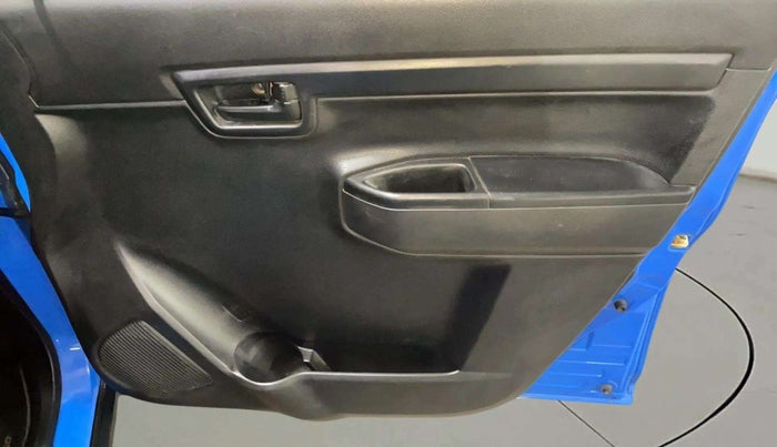 2020 Maruti S PRESSO VXI PLUS AMT, Petrol, Automatic, 56,212 km, Driver Side Door Panels Control