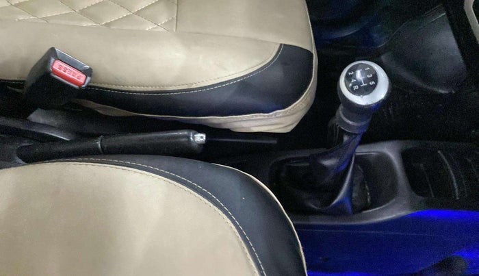 2014 Maruti Wagon R 1.0 VXI, Petrol, Manual, 55,816 km, Gear Lever