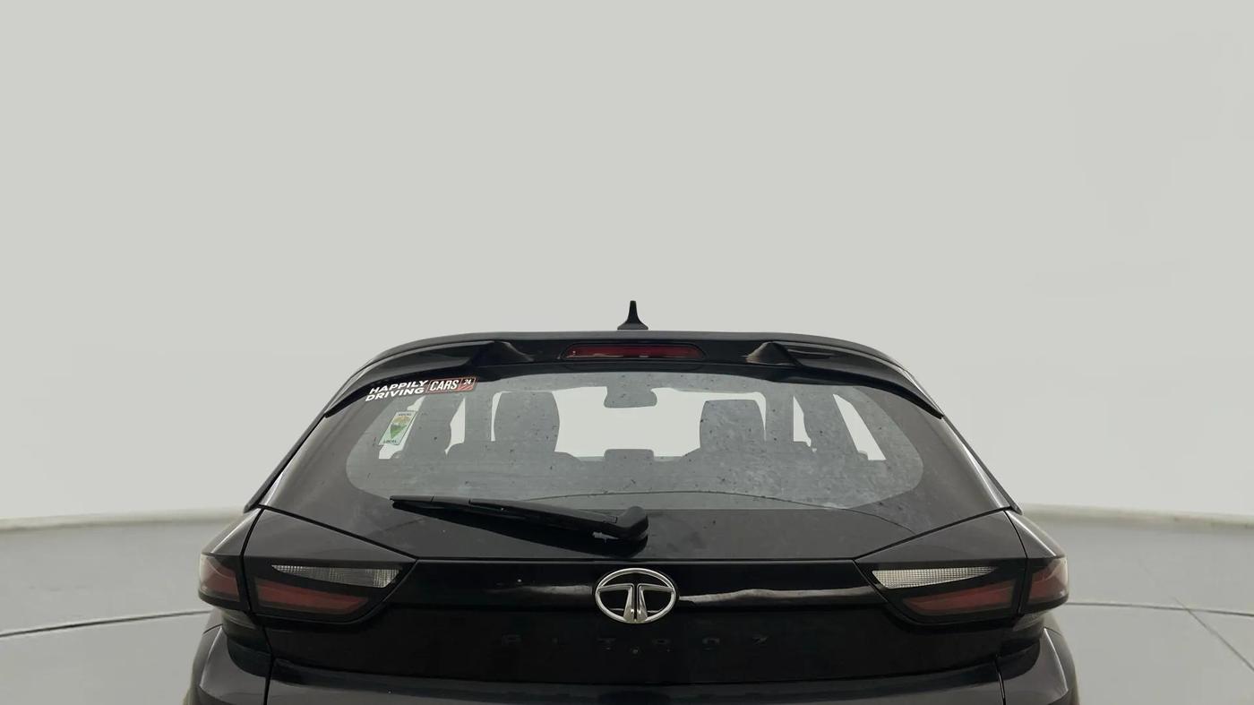 2023 Tata ALTROZ  XZA Plus Sunroof Dark Edition, Petrol, Automatic, 4,496 km, Rear Windshield