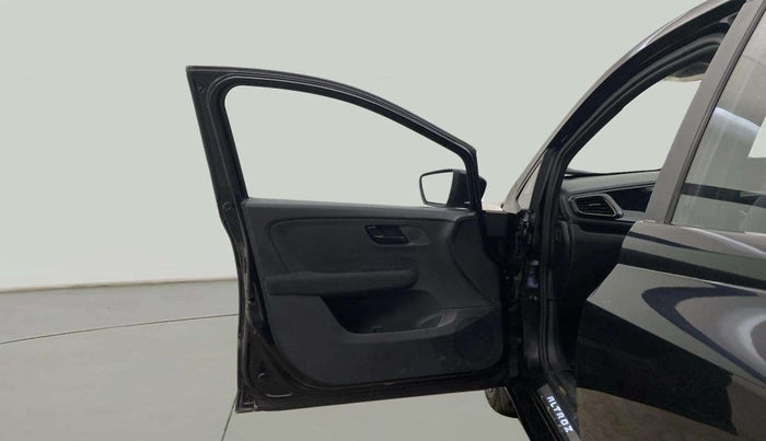 2023 Tata ALTROZ  XZA Plus Sunroof Dark Edition, Petrol, Automatic, 4,496 km, LHS Front Door
