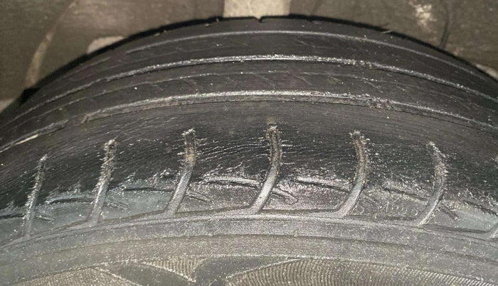 2018 Hyundai Elite i20 ASTA 1.2, Petrol, Manual, 67,874 km, Right Rear Tyre Tread