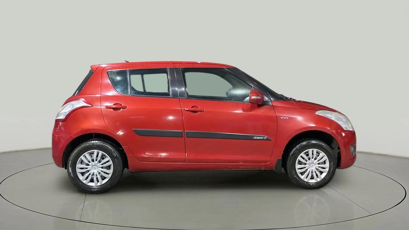 2014 Maruti Swift VXI, Petrol, Manual, 75,315 km, Right Side View