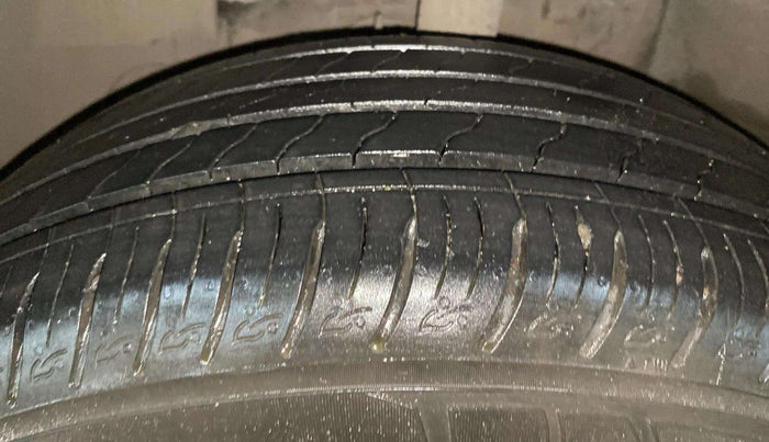 2017 Tata NEXON XZ PLUS PETROL, Petrol, Manual, 48,932 km, Left Front Tyre Tread
