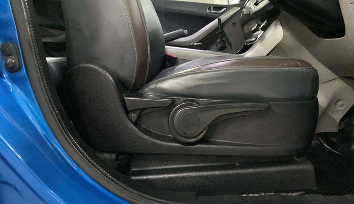 2017 Tata NEXON XZ PLUS PETROL, Petrol, Manual, 48,932 km, Driver Side Adjustment Panel
