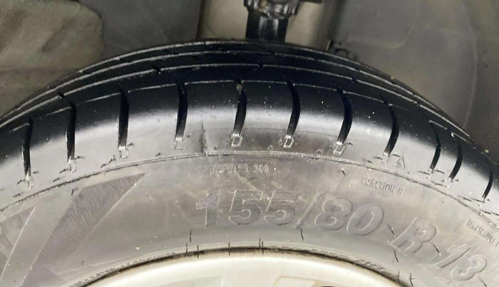 2018 Renault Kwid RXT 0.8 (O), CNG, Manual, 43,682 km, Right Front Tyre Tread