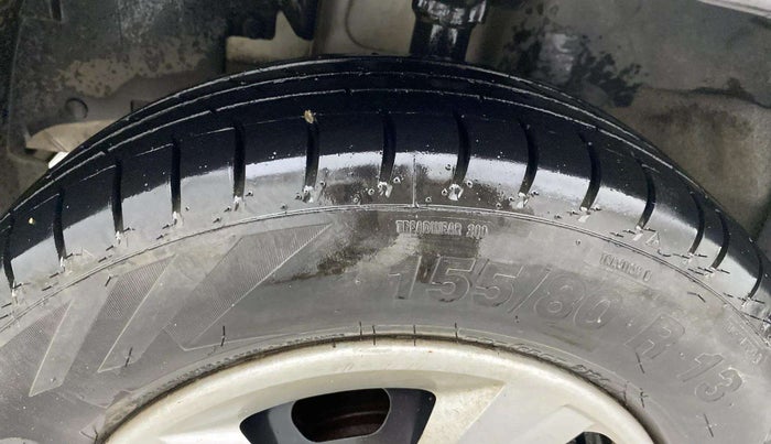 2018 Renault Kwid RXT 0.8 (O), CNG, Manual, 43,682 km, Left Front Tyre Tread