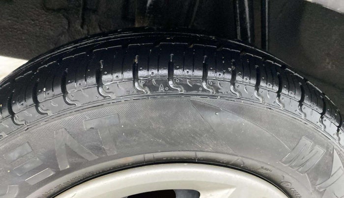 2018 Renault Kwid RXT 0.8 (O), CNG, Manual, 43,682 km, Right Rear Tyre Tread
