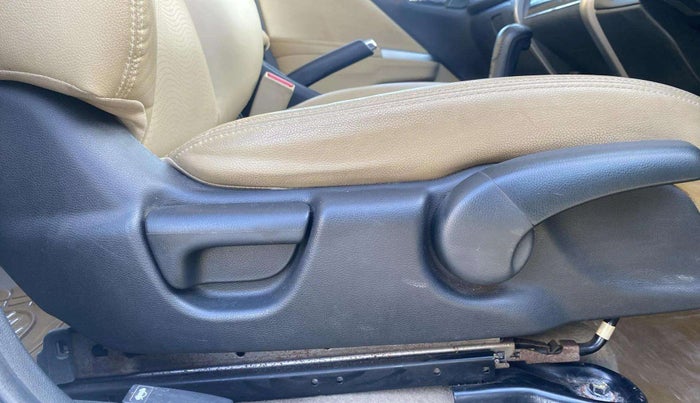 2015 Honda City 1.5L I-VTEC VX CVT, Petrol, Automatic, 59,865 km, Driver Side Adjustment Panel