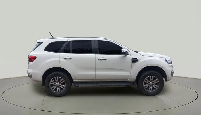 2018 Ford Endeavour TITANIUM 3.2 4X4 AT, Diesel, Automatic, 1,30,116 km, Right Side View