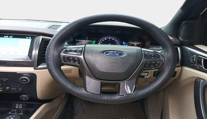 2018 Ford Endeavour TITANIUM 3.2 4X4 AT, Diesel, Automatic, 1,30,116 km, Steering Wheel Close Up