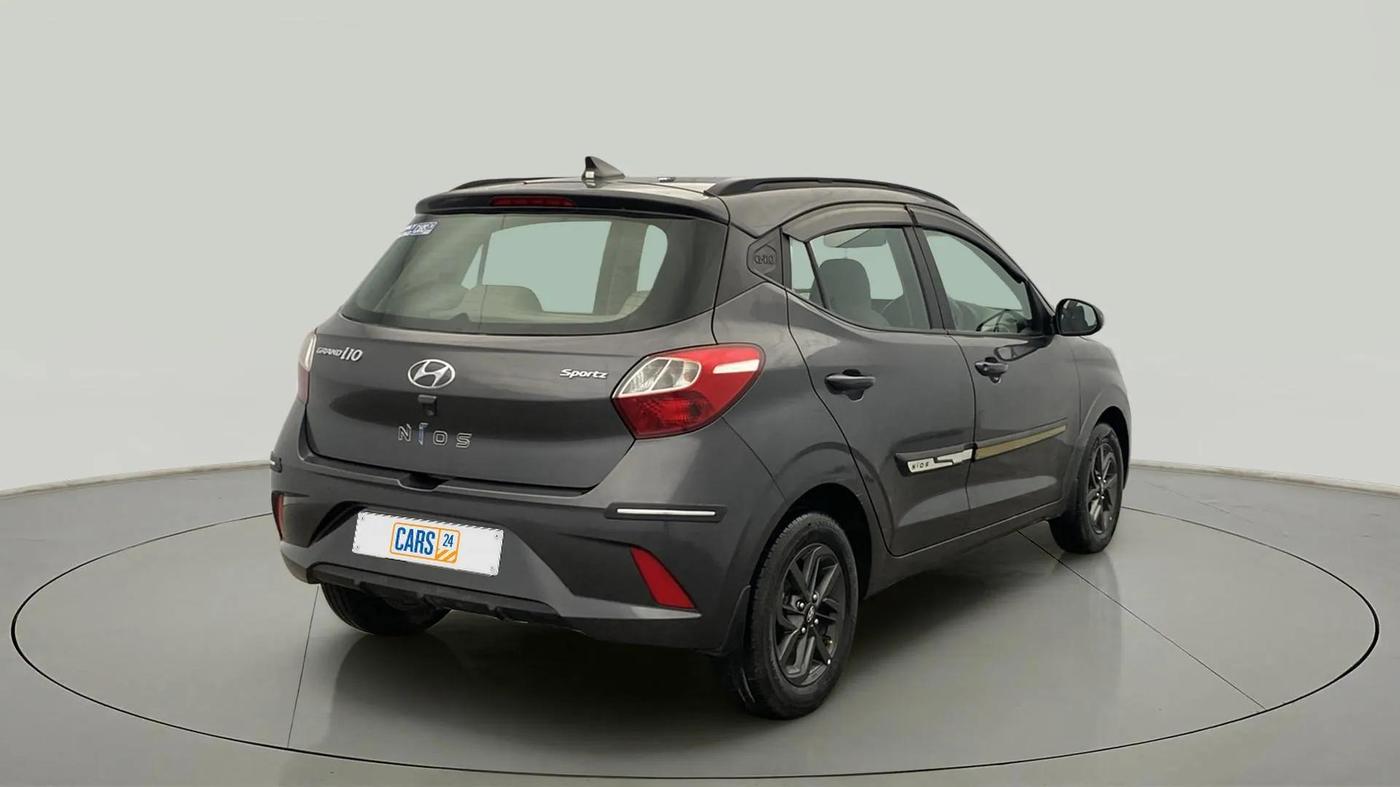 2020 Hyundai GRAND I10 NIOS SPORTZ 1.2 KAPPA VTVT, Petrol, Manual, 31,347 km, Right Back Diagonal
