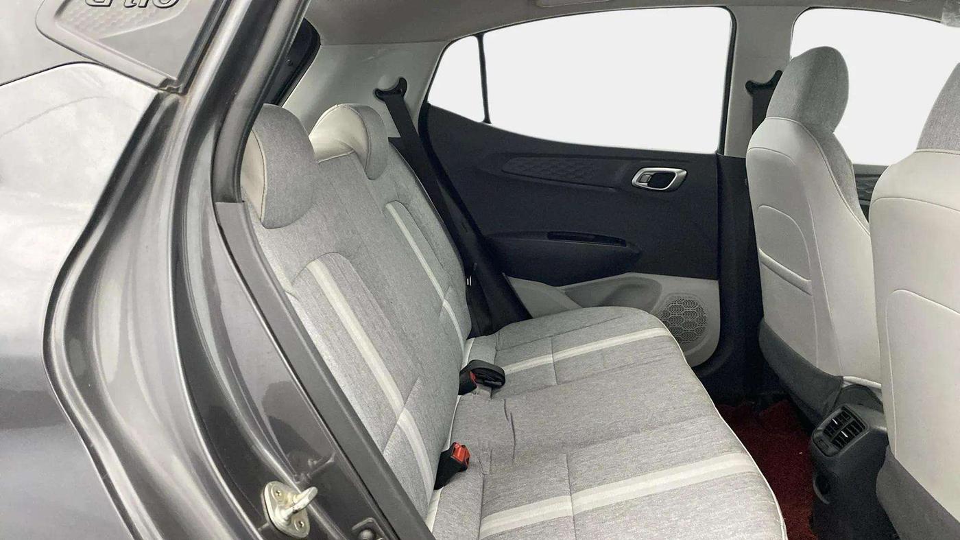 2020 Hyundai GRAND I10 NIOS SPORTZ 1.2 KAPPA VTVT, Petrol, Manual, 31,347 km, Right Side Rear Door Cabin