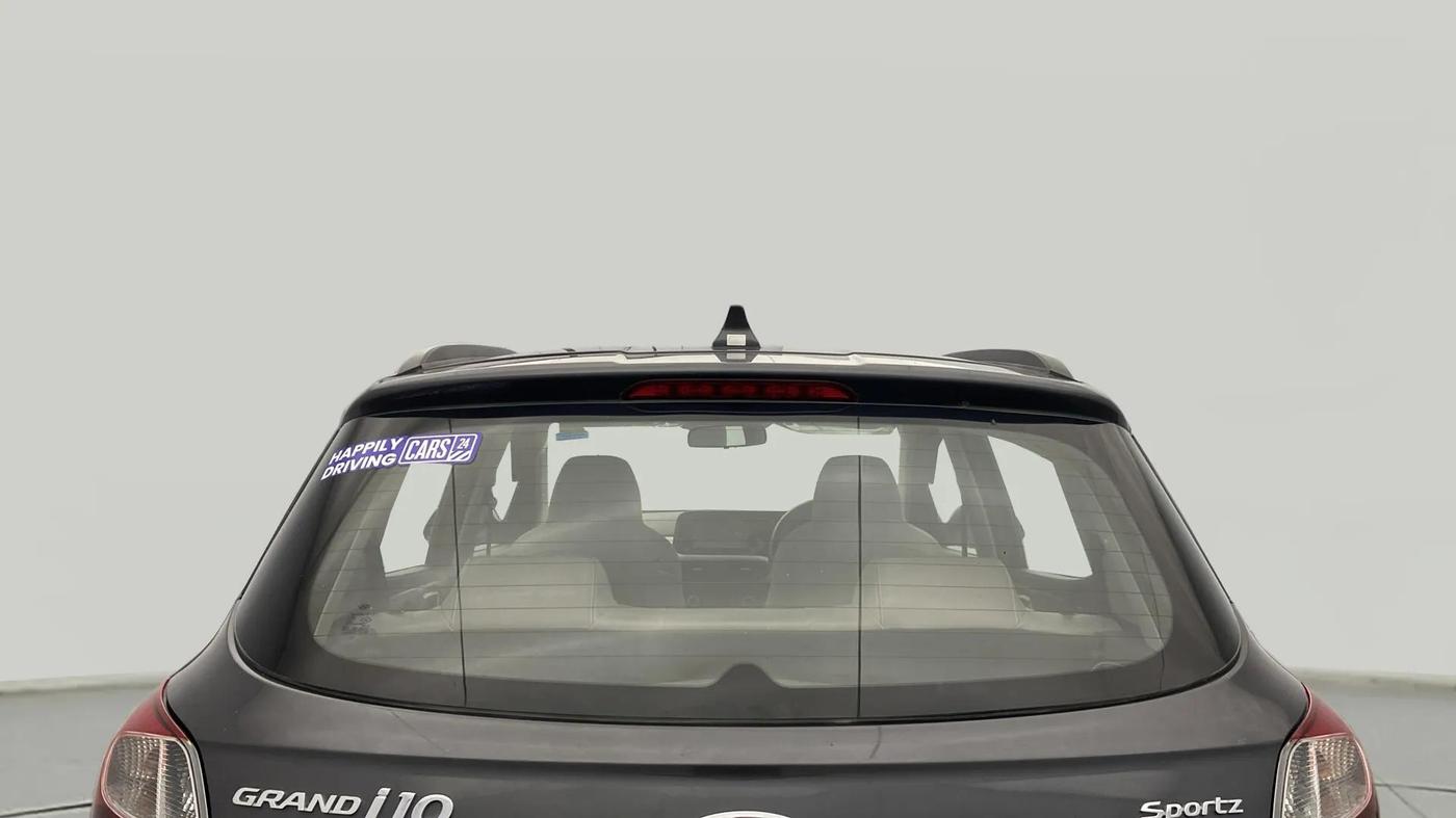 2020 Hyundai GRAND I10 NIOS SPORTZ 1.2 KAPPA VTVT, Petrol, Manual, 31,347 km, Rear Windshield