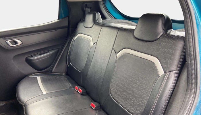 2019 Renault Kwid RXT 1.0, Petrol, Manual, 46,597 km, Right Side Rear Door Cabin