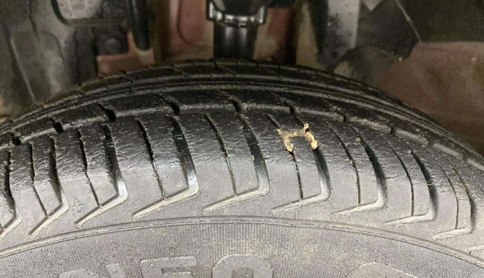 2019 Renault Kwid RXT 1.0, Petrol, Manual, 76,208 km, Left Front Tyre Tread